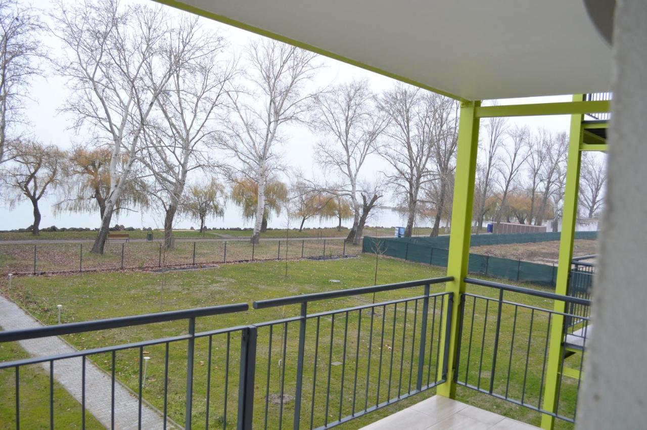 Siófok Ezüstpart Granada 2 Közvetlen Vizparti Apartman Apartamento Exterior foto